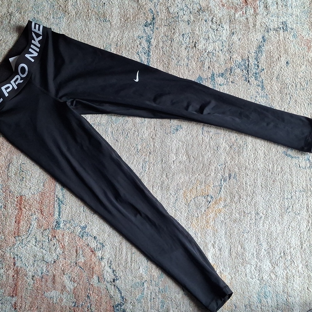Nike Pro Black Leggings Size S